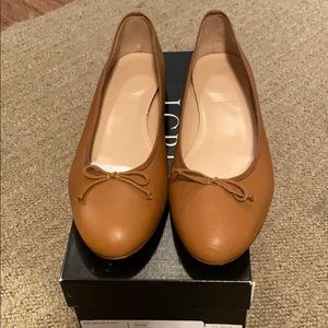 Women’s J Crew tan flats